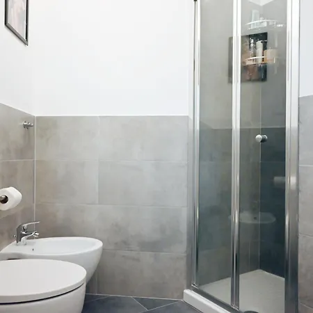 Appartamento Livorno Apartment *