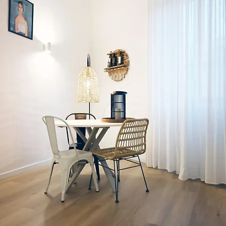 Livorno Apartment *